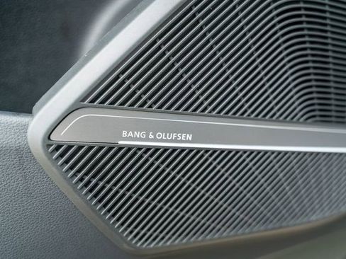 Used 2024 Audi SQ5 Premium Plus image 23