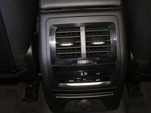 Used 2019 BMW X4 xDrive30i w/ M Sport Package 2 AWD/4WD image 18