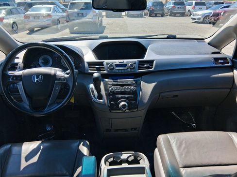 Used 2012 Honda Odyssey Touring Elite image 15