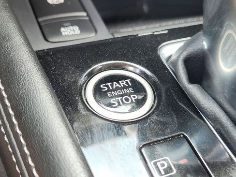 Certified 2024 Nissan Kicks SV FWD image 17