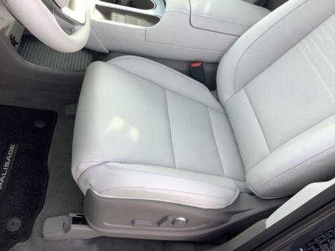 New 2026 Hyundai Palisade Limited image 8