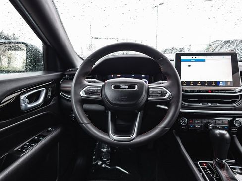 Used 2023 Jeep Compass Trailhawk w/ Trailhawk Elite Group image 27