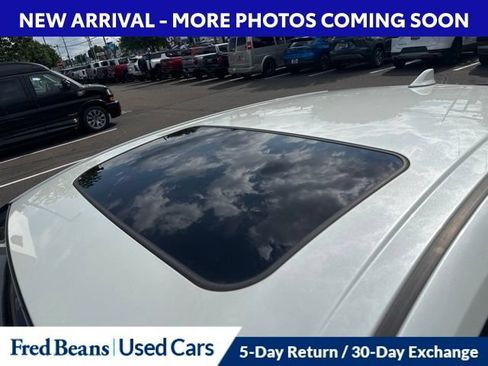 Used 2018 Toyota Prius Four w/ Advanced Technology Package FWD image 11