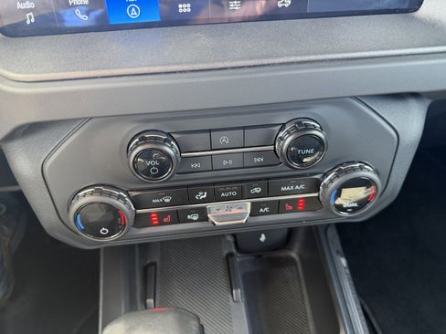 Used 2025 Ford Bronco Big Bend image 17