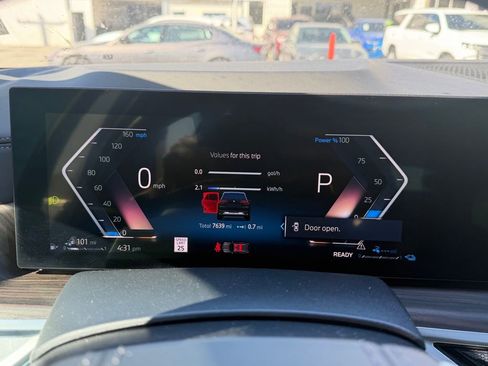 Used 2024 BMW X5 xDrive50e w/ Parking Assistance Package image 13