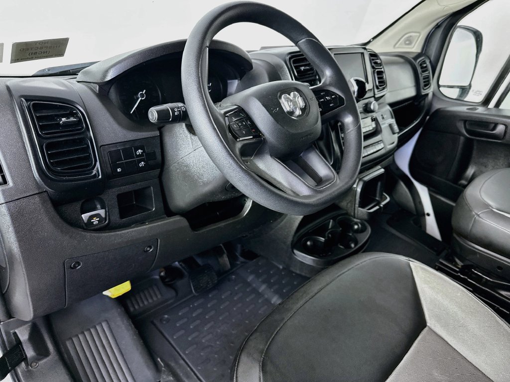 Used 2024 RAM ProMaster 2500 w/ Convenience Group FWD image 28