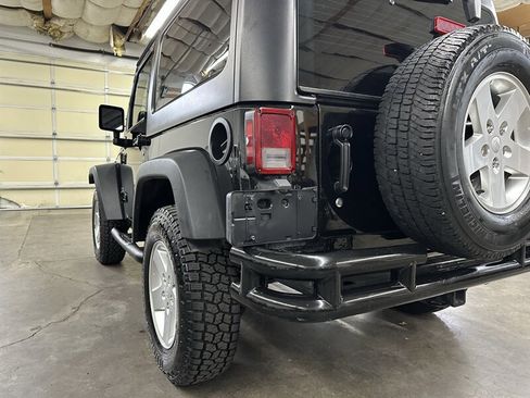 Used 2011 Jeep Wrangler Sport AWD/4WD image 32