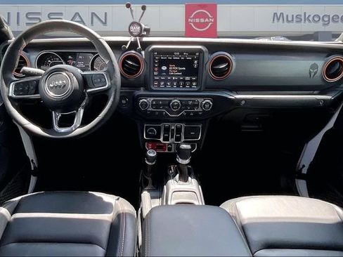 Used 2020 Jeep Gladiator Mojave AWD/4WD image 8