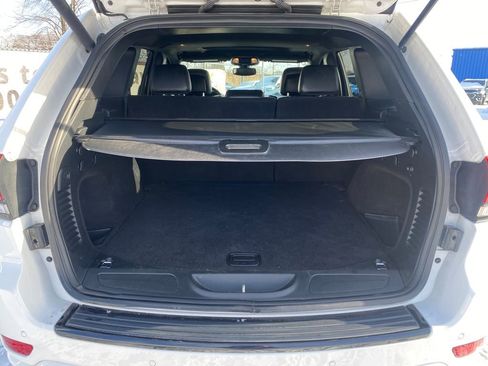 Used 2018 Jeep Grand Cherokee Altitude image 5