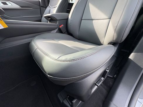 New 2026 Ford Explorer Active w/ Active Comfort Package image 44