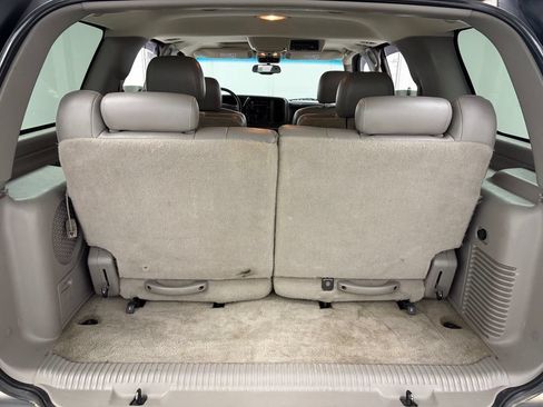 Used 2005 Chevrolet Tahoe Z71 w/ Preferred Equipment Group AWD/4WD image 34