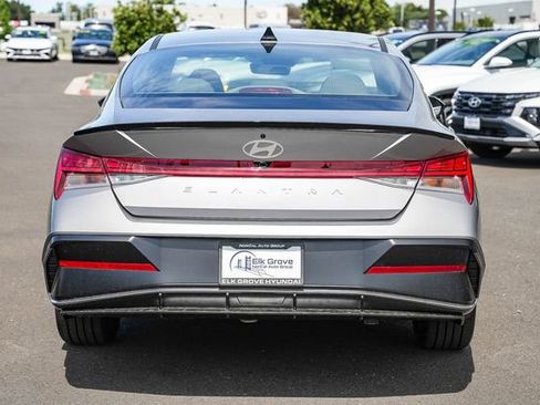 New 2026 Hyundai Elantra SEL Sport FWD image 4