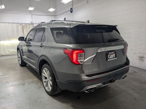 Used 2023 Ford Explorer Platinum w/ Premium Technology Package AWD/4WD image 9