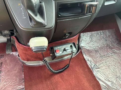 Used 2012 Mercedes-Benz Sprinter 2500 image 11