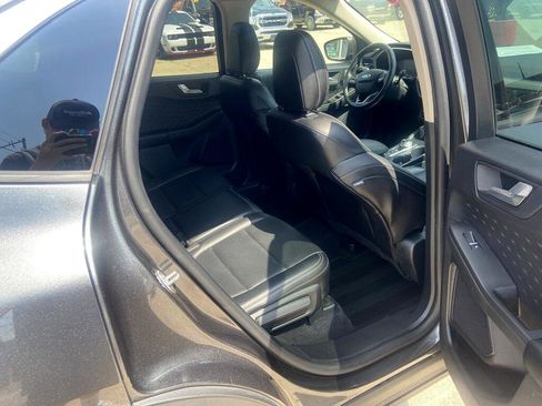 Used 2020 Ford Escape SEL image 11