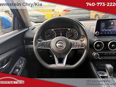 Used 2025 Nissan Sentra SV FWD image 7