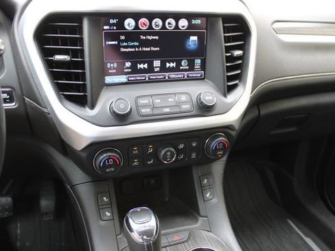 Used 2019 GMC Acadia SLT image 8