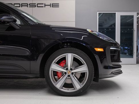 Certified 2026 Porsche Macan S AWD/4WD image 11