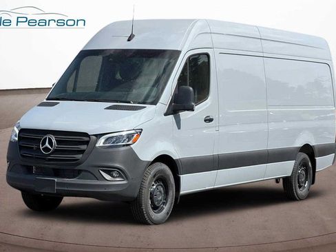 Used 2024 Mercedes-Benz Sprinter 2500 image 1