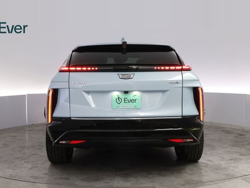 Used 2024 Cadillac Lyriq Luxury RWD image 15
