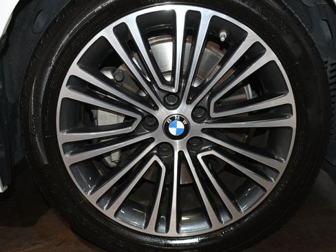 Used 2020 BMW 530i w/ Premium Package RWD image 66