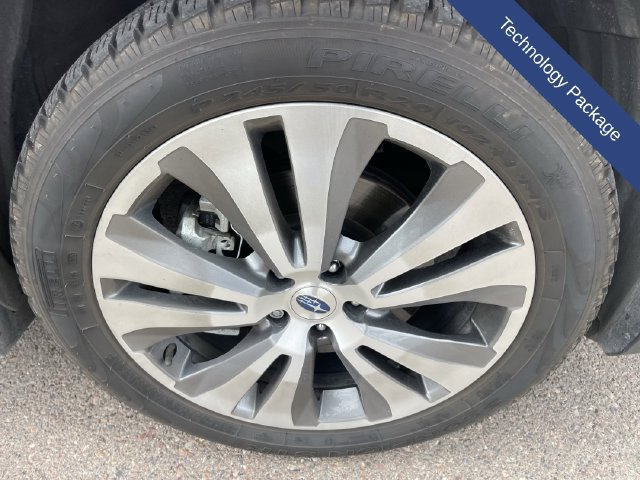Used 2022 Subaru Ascent Limited w/ Technology Package AWD/4WD image 4