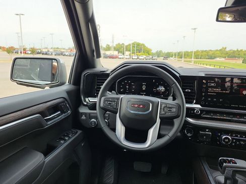 New 2026 GMC Sierra 1500 SLT w/ SLT Premium Plus Package image 12
