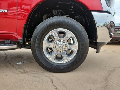 Used 2026 RAM 2500 Big Horn AWD/4WD image 11