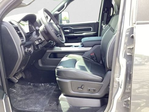 New 2026 RAM 2500 Laramie w/ Night Edition AWD/4WD image 10