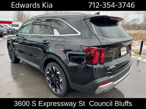 New 2025 Kia Sorento SX FWD image 11