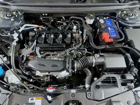 Used 2025 Honda Accord LX image 30
