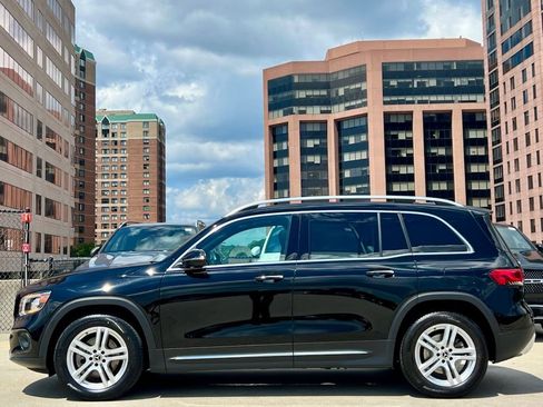 Certified 2023 Mercedes-Benz GLB 250 4MATIC image 8