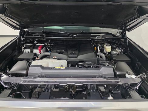 Used 2025 Toyota Tundra Limited image 11