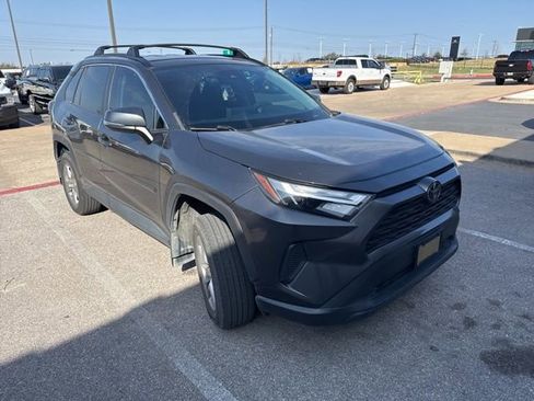 Used 2023 Toyota RAV4 XLE image 5