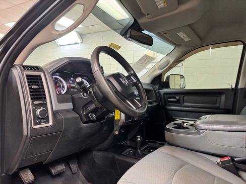 Used 2015 RAM 2500 Tradesman w/ Chrome Appearance Group image 13