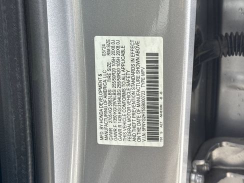 Certified 2025 Honda Pilot Touring image 23