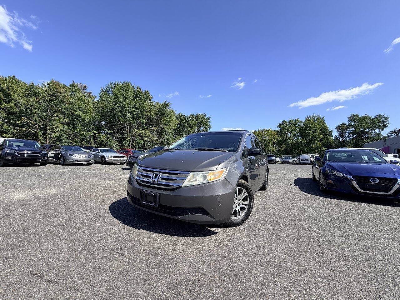 Used 2011 Honda Odyssey EX image 2