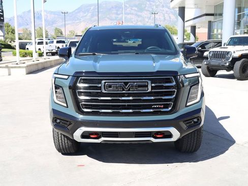 New 2026 GMC Yukon XL AT4 w/ AT4 Premium Plus Package AWD/4WD image 9
