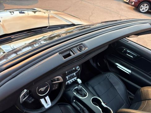 Used 2016 Ford Mustang Premium RWD image 9