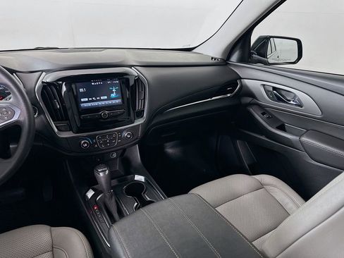 Used 2018 Chevrolet Traverse LS image 22