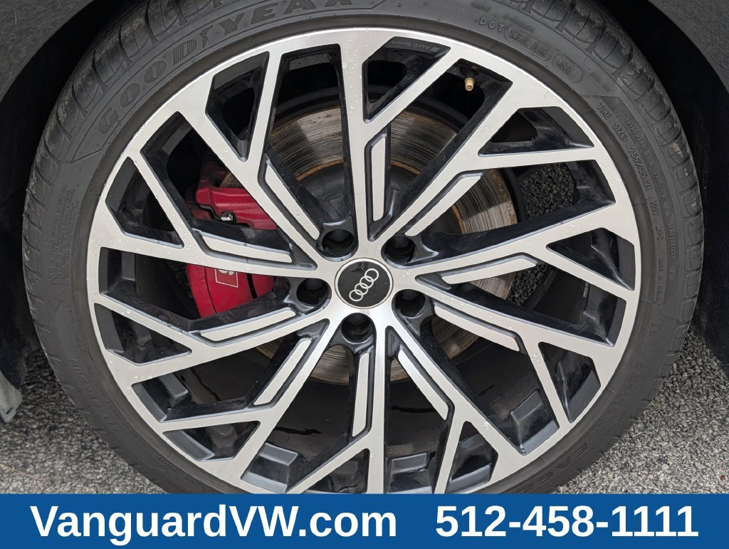 Used 2021 Audi S8 L w/ S8 Executive Package AWD/4WD image 10