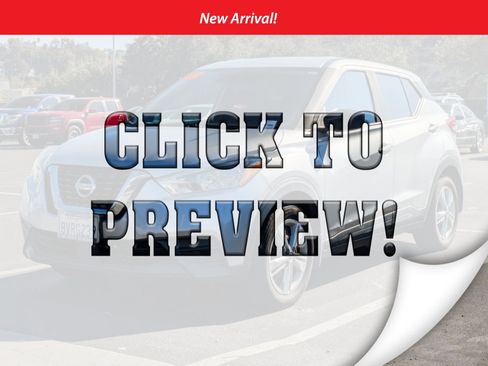 Used 2020 Nissan Kicks S image 1