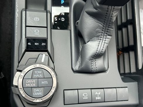 New 2026 Toyota 4Runner TRD Off-Road Premium AWD/4WD image 18