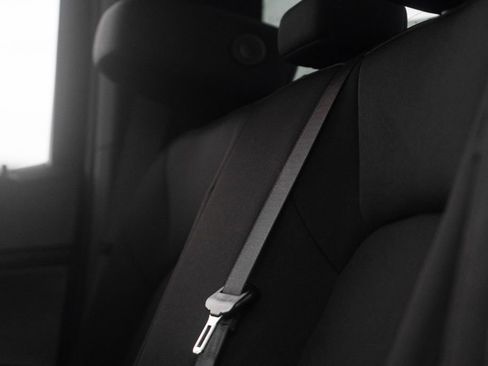 Used 2024 Chevrolet Colorado Trail Boss w/ Technology Package image 35