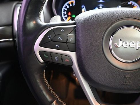 Used 2014 Jeep Grand Cherokee Overland w/ Advanced Technology Group image 30