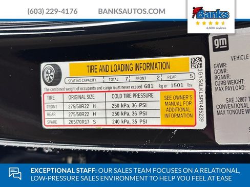 Certified 2023 Cadillac Escalade ESV Premium Luxury w/ Performance Package AWD/4WD image 11
