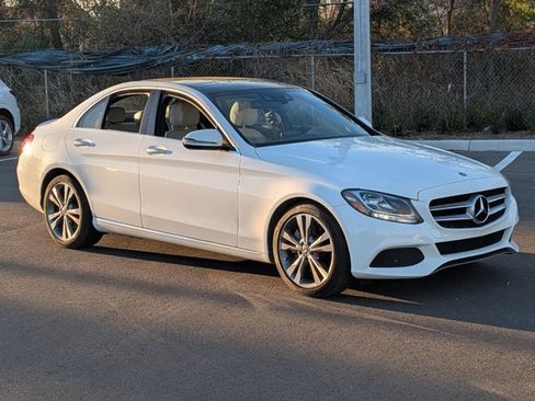 Used 2018 Mercedes-Benz C 300 Sedan image 3