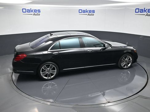 Used 2018 Mercedes-Benz S 560 4MATIC Sedan image 53