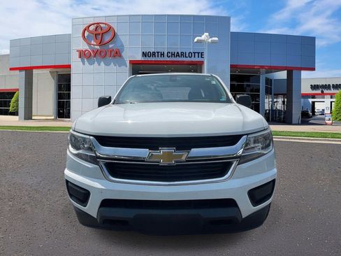 Used 2019 Chevrolet Colorado W/T AWD/4WD image 2