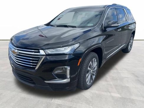 Used 2023 Chevrolet Traverse Premier w/ LPO, Floor Liner Package AWD/4WD image 4